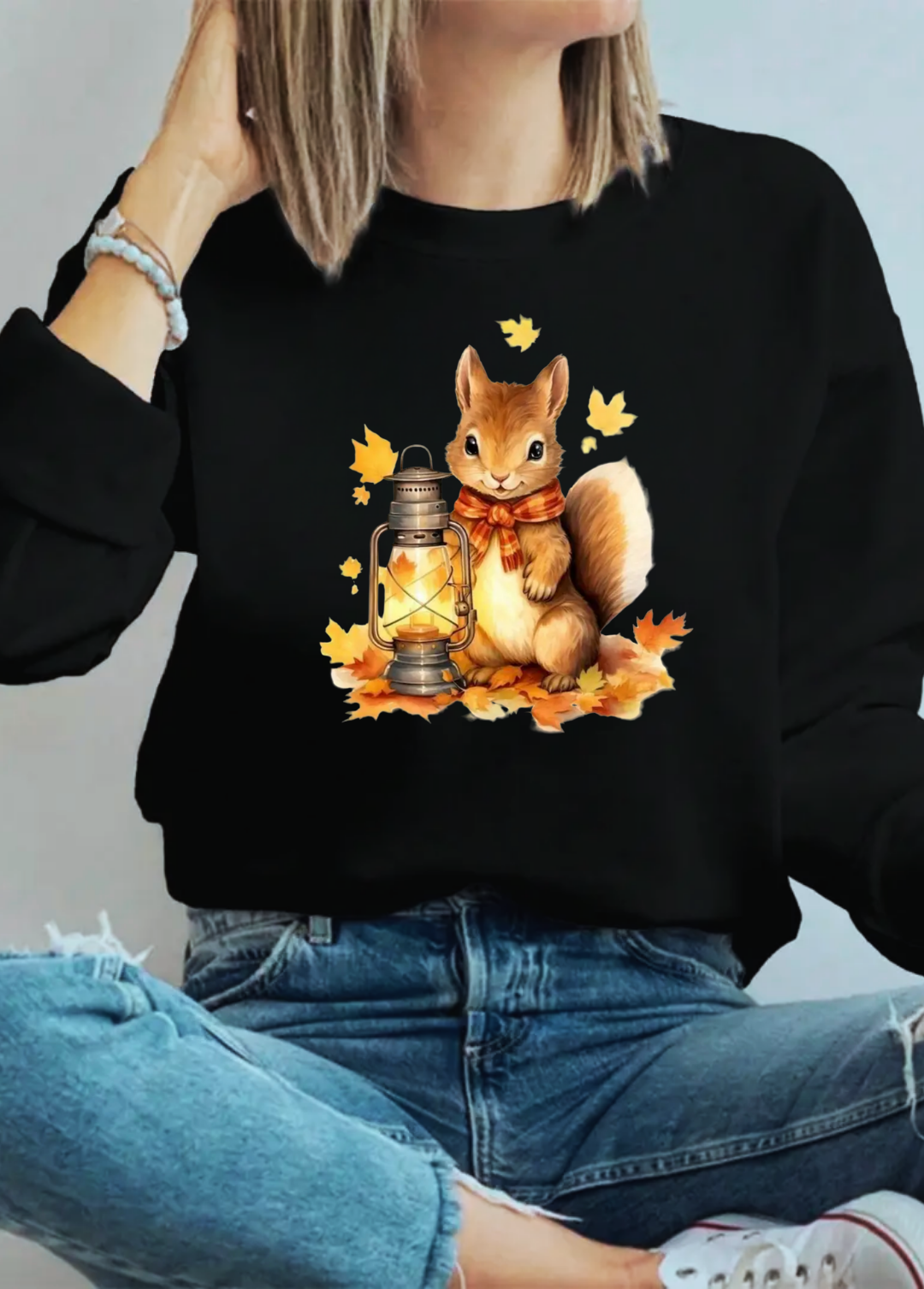 Hanorac de dama oversize ,,Squirrel autumn" Negru